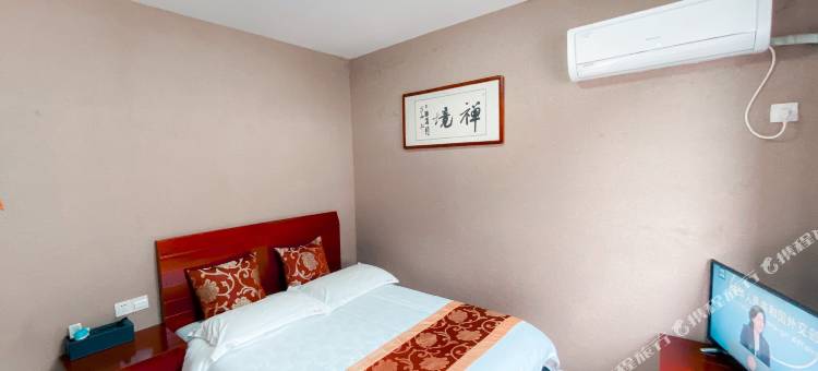 九华山一家小居图片