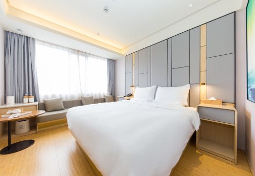 JI Hotel (Shanghai Jing'an Temple Huaihai Middle Road) Hotel Overview