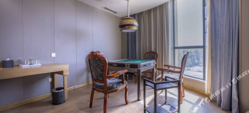 长沙绿草地精品酒店(钢材大市场中信广场地铁站店)图片