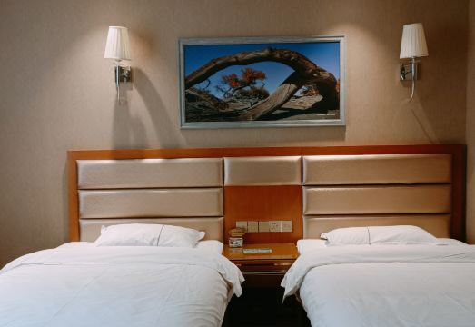 Boyu Hotel Hotel Overview