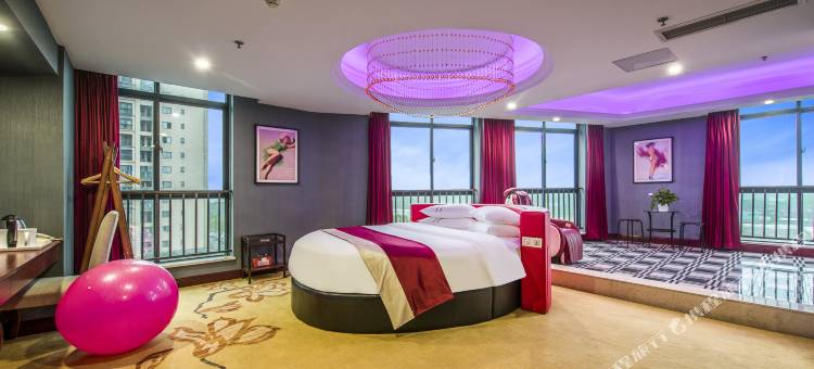 维也纳酒店(成都崇州高铁站太阳岛广场店)图片