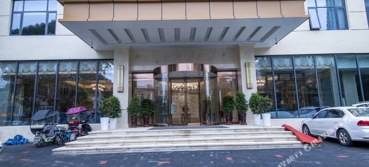 白玉兰酒店(邓州中州大道)图片