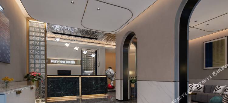 美宿欢漫酒店(长沙橘子洲岳麓山店)图片