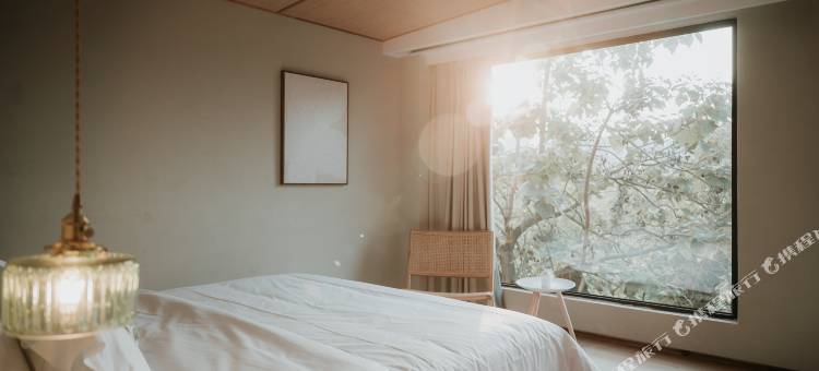 贵阳竹也民宿(花溪公园十里河滩店)图片