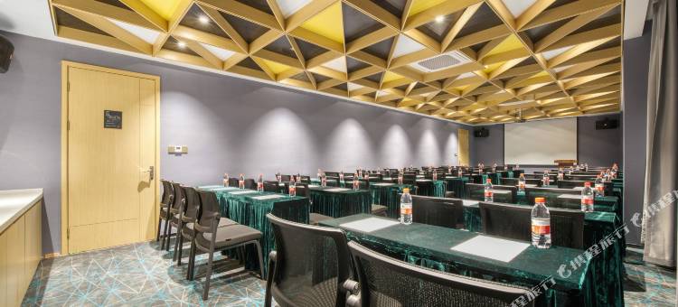 潮漫酒店(德阳高铁站店)图片