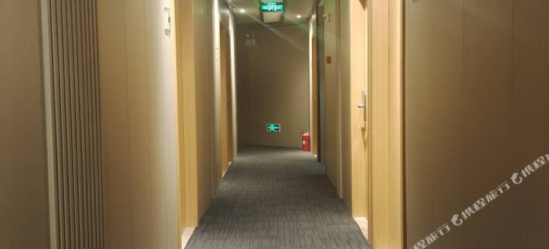 呼吸树酒店(上海徐汇第六人民医院店)图片