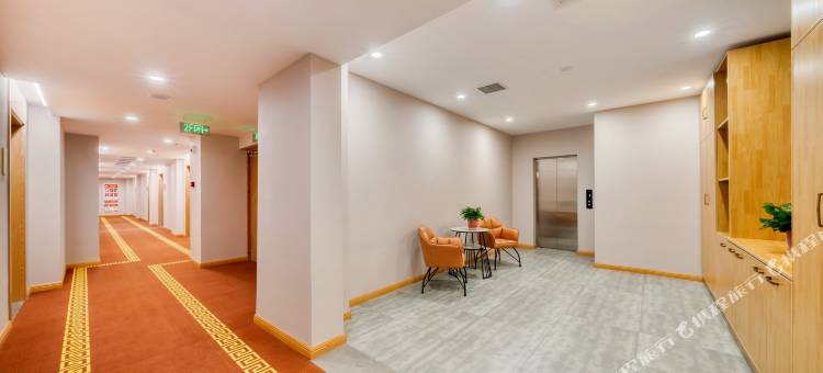 鸿福吾悦酒店(体育中心店)图片