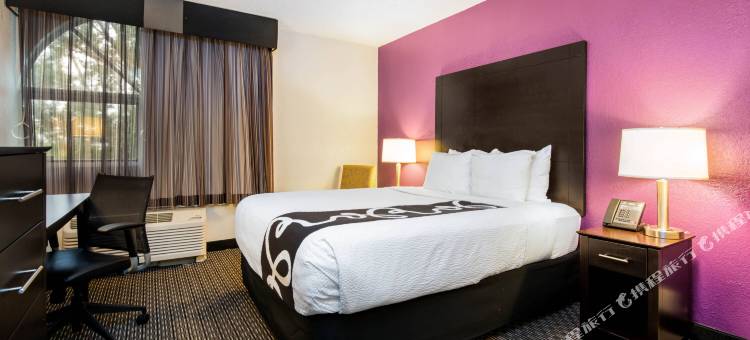 劳德代尔堡塔玛拉克拉昆塔温德姆套房酒店(La Quinta Inn & Suites by Wyndham Fort Lauderdale Tamarac)图片