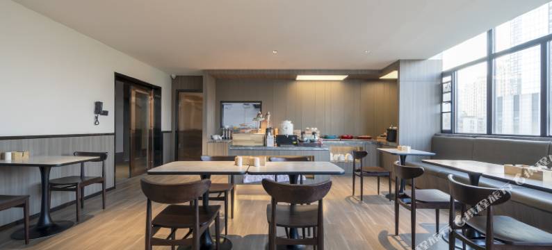 汉庭酒店(武汉武昌火车站丁字桥路店)图片