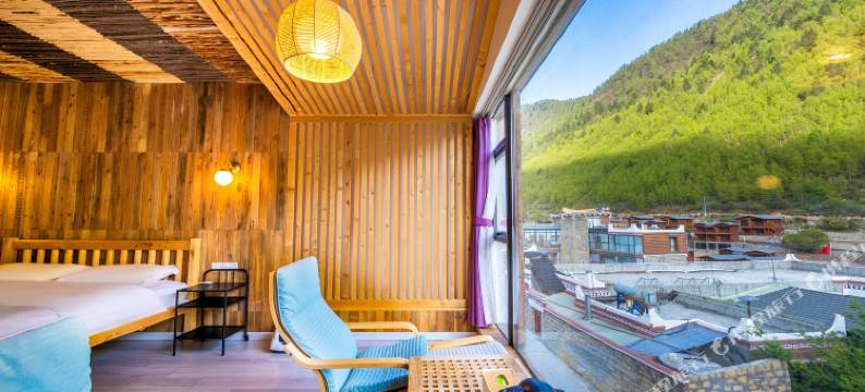 四姑娘山阿里本民宿图片