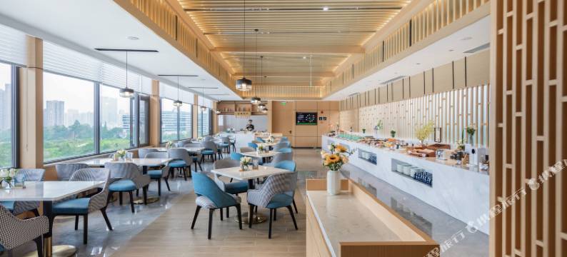 成都东站四川师大地铁站亚朵酒店图片