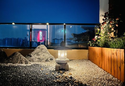 QIANNA HOTEL(Fugou High-Speed Rail South Station Artificial Lake) Hotel Overview