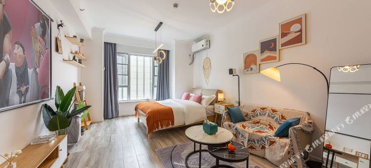 栖牛精选巨幕影音公寓(电子科大沙河校区店)图片