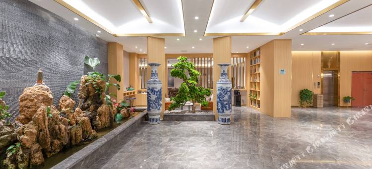 如家睿柏·云酒店(淮南二中政务中心店)图片