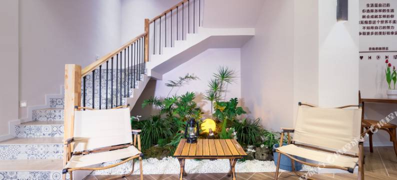 转角咖啡·民宿(瓦屋山景区店)图片