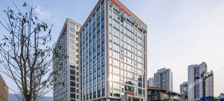 宜宾高铁站希尔顿欢朋酒店图片