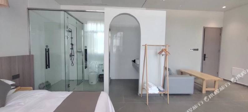 巨石山一心山居图片