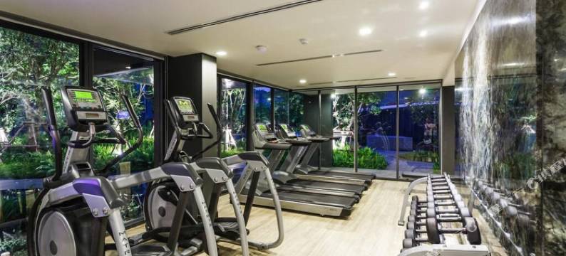 The Deck Patong图片