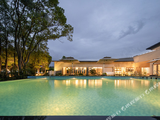 太仓七十二家村原舍阅江私汤度假村