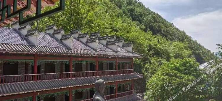 黄龙观悬崖民宿图片