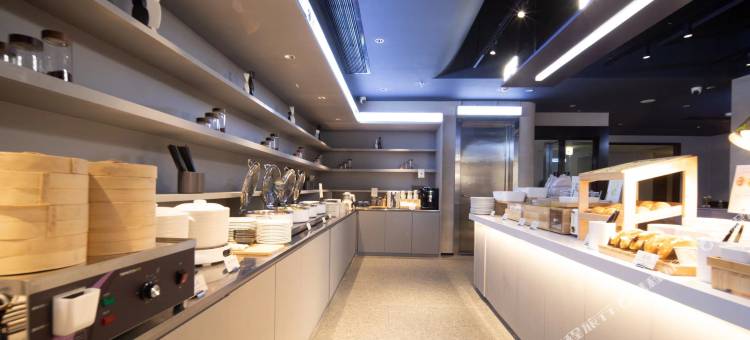 长沙国金中心芙蓉广场地铁站轻居酒店图片