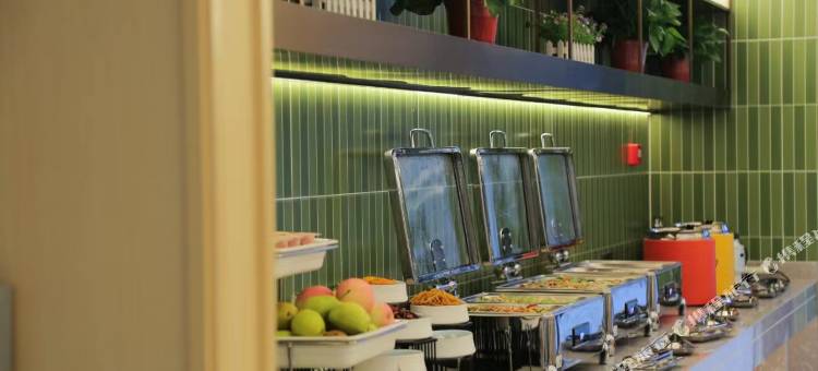 白玉兰酒店(烟台蓬莱火车站店)图片