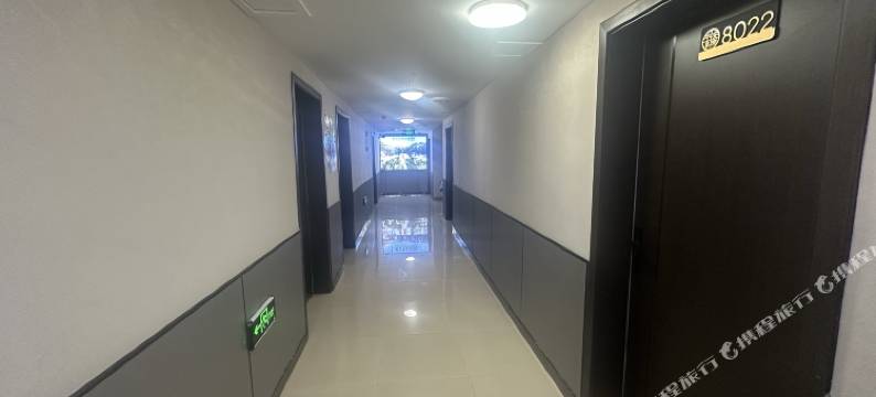 拉康群聚宾馆图片