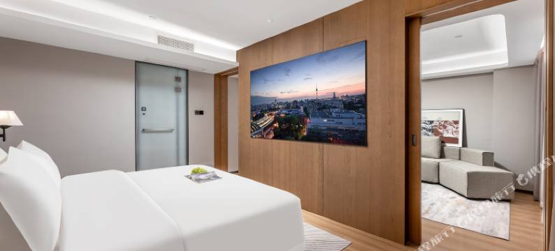 鼎舍酒店(广州沙面岛永庆坊店)图片