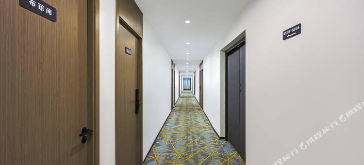 Xbed希酒店(长沙马栏山地铁站店)图片