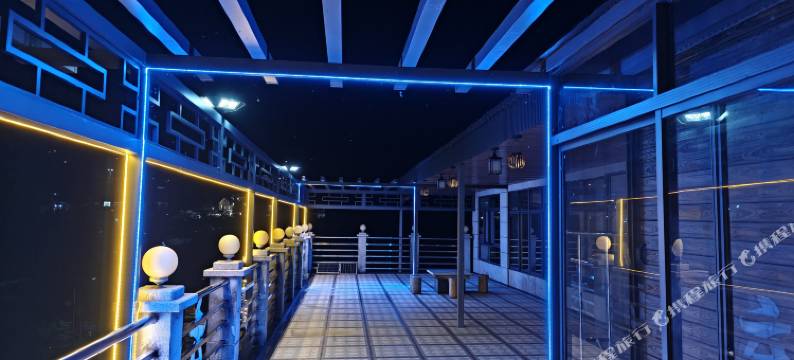 天柱山卧云山庄图片