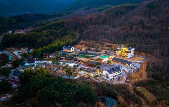 九华山站・官坡山居丨家庭・亲子度假庄园民宿(池州青阳高铁站店)图片