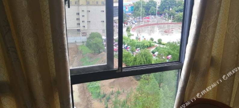 新野长城宾馆图片