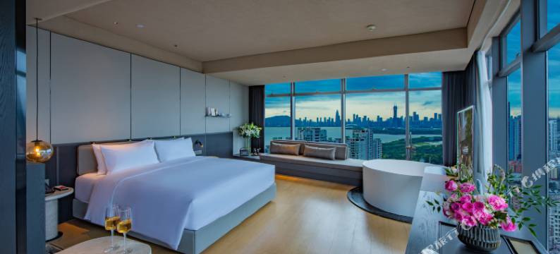 深圳滨河时代ICON LAB艾垦酒店(福田口岸店)图片