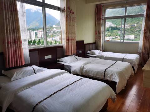 泸定王者荣耀快捷酒店