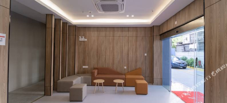 厦门烨凯臻品酒店(集美学村石鼓路店)图片