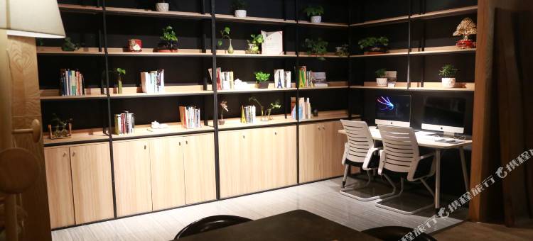 星程酒店(乌鲁木齐铁路局地铁站店)图片