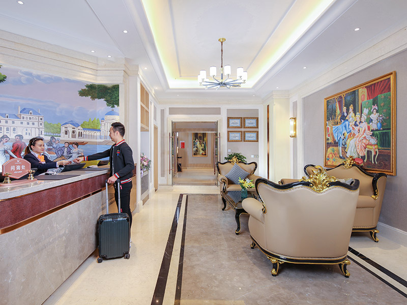 Vienna Hotel (Chengdu Convention and Exhibition Center, Intime City) Hotel Overview