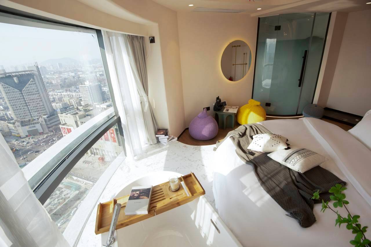 徐州ZBL设计师高空酒店(苏宁广场彭城广场店)图片