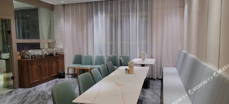 斯维特酒店(日喀则珠峰会展中心店)图片