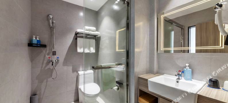 来美琪酒店(厦门海沧阿罗海城市广场嵩屿码头店)图片