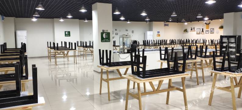 重庆叠彩山莱斯公寓图片