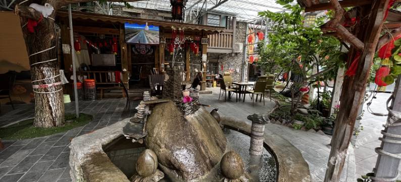 理县桃坪羌寨悦娅酒店图片