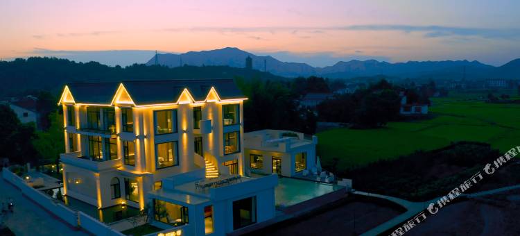 花筑·九华山夕露沾衣民宿图片