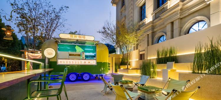 泰州老街柳园亚朵酒店图片