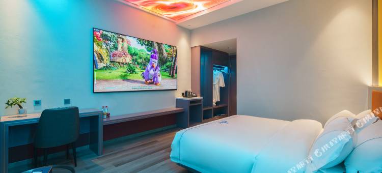 景岸尚庭影院酒店(凤庆客运站店)图片