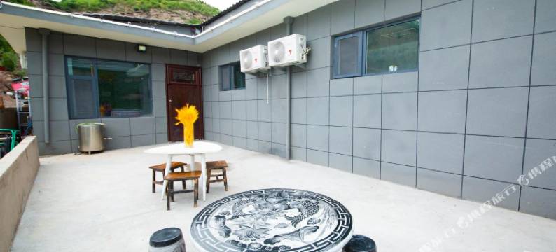 壶口农家石窑院图片