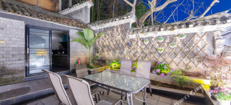 凤凰无梦民宿图片