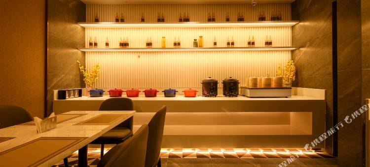 如家素柏·云酒店(烟台滨海广场烟台山景区)图片