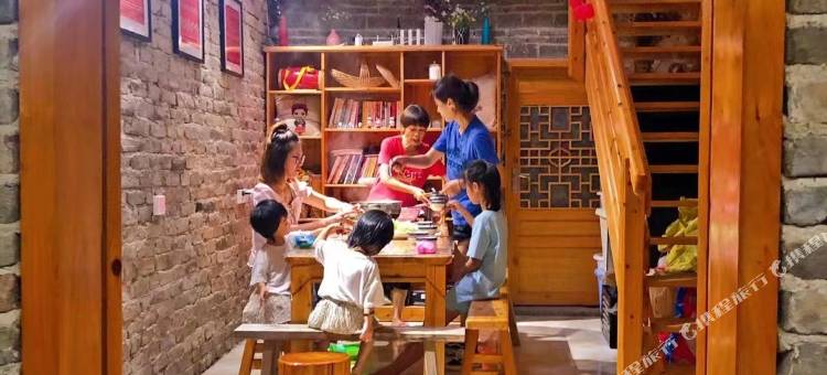 千年瑶寨脩远民宿图片