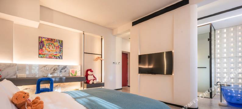 AWISHHOTEL院望民宿(青岛栈桥中山路店)图片